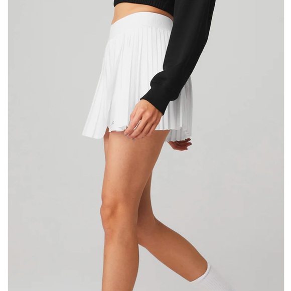 Alo Yoga tennis skirt white - Picture 3 of 8